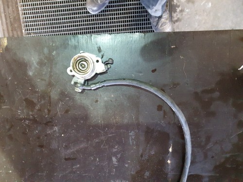 Clutch slave cylinder - clutch,