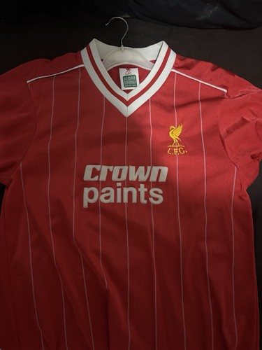 Liverpool crown paints retro - crown,