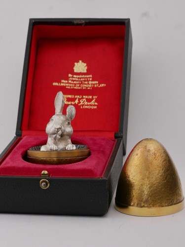 Stuart devlin silver gilt - stuart,