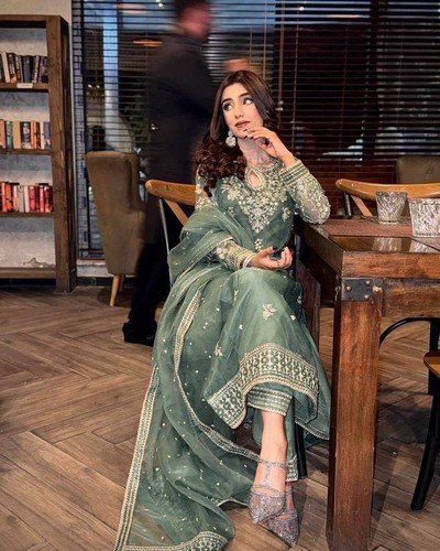 Pakistani dress salwar kameez - pakistani,