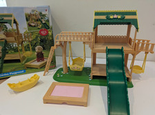 SYLVANIAN FAMILIES VINTAGE GARDEN PLAYGROUND SET - Complete