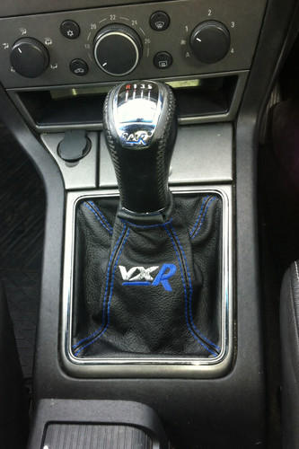 Gear stick gaiter for - gear, vauxhall