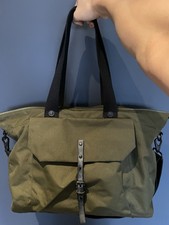 ALLY CAPELLINO FREDDIE HOLDALL WEEKEND TRAVEL BAG IN RIPSTOP NYLON GREEN KHAKI
