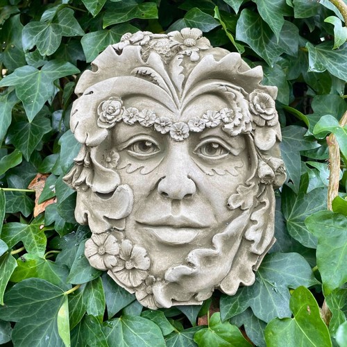 Spring green man stone - green,