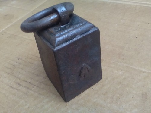 Antique cast iron 4lb - iron, weight.
