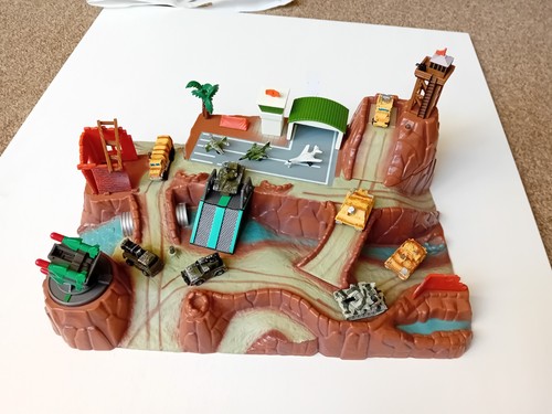 Micro machines military wolf - machines,