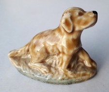 Wade Whimsie GOLDEN LABRADOR