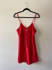 VTG 1990s Red Silky Bow Detail