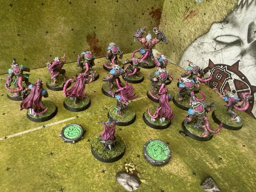 Full skaven blood bowl team - blood,