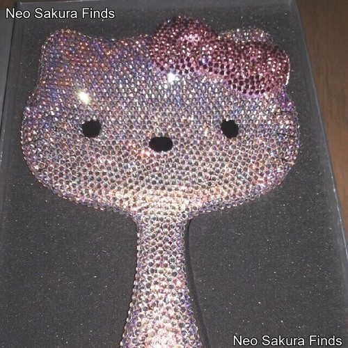 Hello kitty swarovski 2011 - kitty,