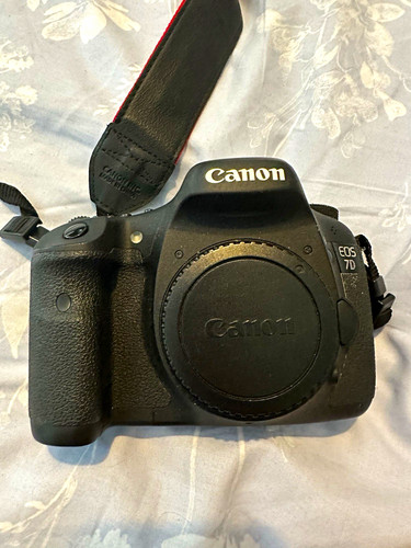 Canon eos digital - 7d, slr