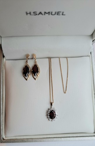 9ct gold garnet - 9ct,