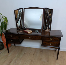 Stag Minstrel Dressing Table |