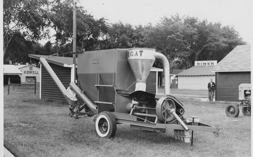 1950s 8x10 feed grinder mixer - 1950s,
