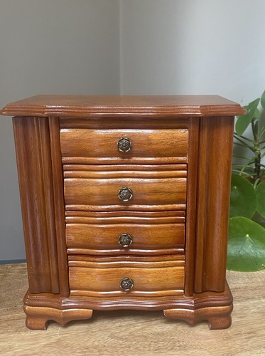 Wooden jewellery cabinet with - jewellery,