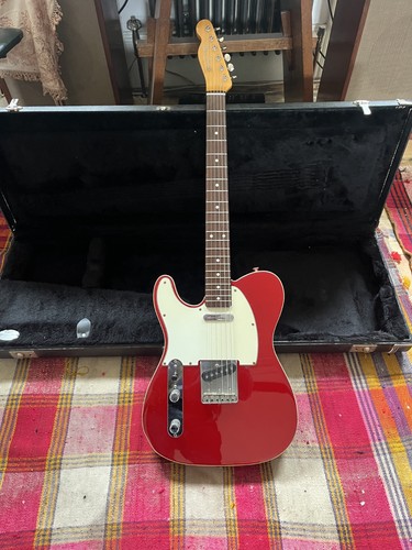 Left handed 1985 fender - left,