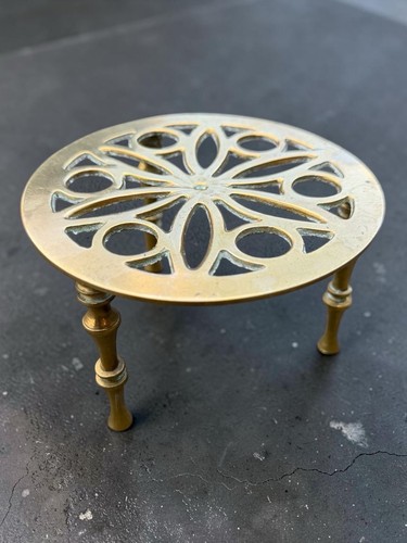 Antique brass kettle plant - kettle,