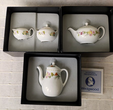 Wedgwood miniature Mirabelle
