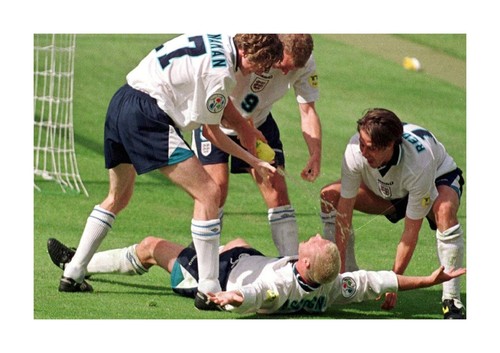Paul gascoigne dentist - paul, chair