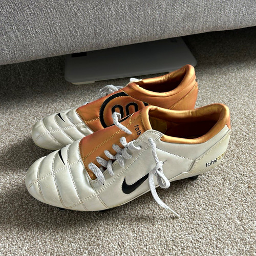Nike total football boots - total,