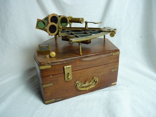 Antique brass ships sextant - brass, by