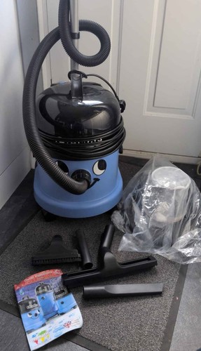 Henry charles hoover cvc370 - hoover,