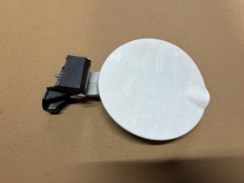 Fiat 500 fuel filler flap - fuel,
