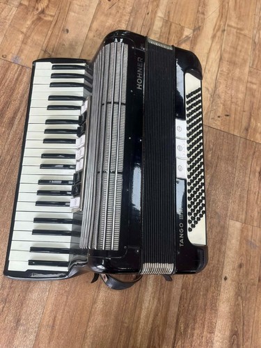 Hohner tango iii - hohner, m