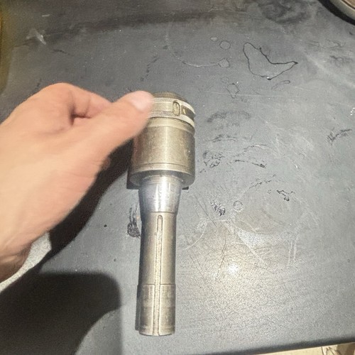 Mill holder with - r8,