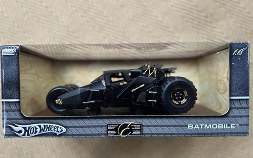 Hot wheels batmobile tumbler - hot,