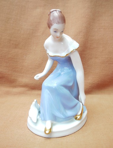 Royal dux girl - royal, slippers"