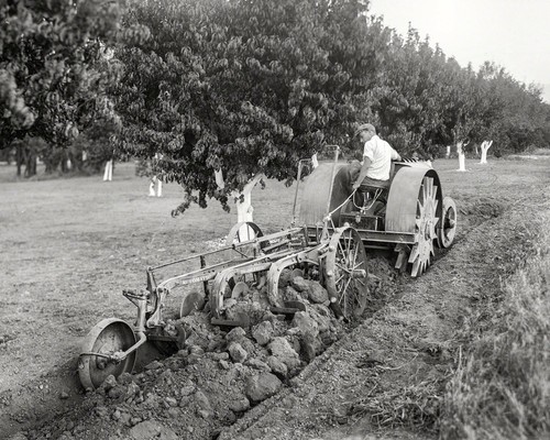 1918 fageol walking tractor - fageol,