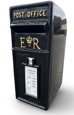 ER Post Box Black Cast Iron