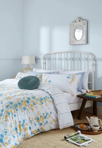 Laura ashley charlotte - laura,