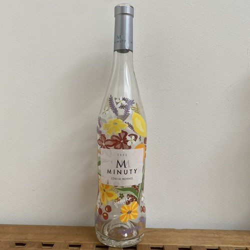 Empty minuty rosé wine - empty, bottle