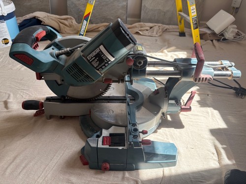 Erbauer 260mm sliding mitre - sliding,