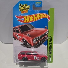 Hot Wheels 2014 - 71 DATSUN