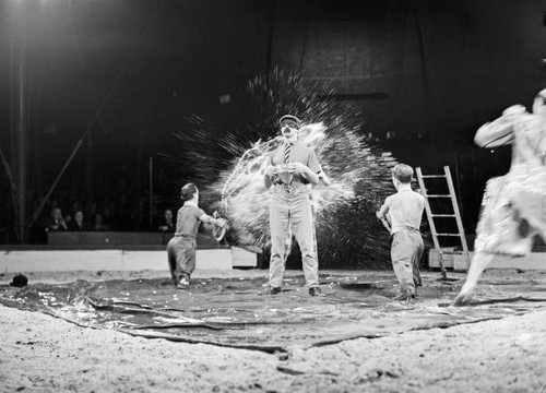 Clowns bertram mills circus - at,