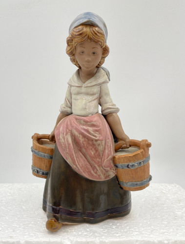 Lladro figurine girl - lladro, two