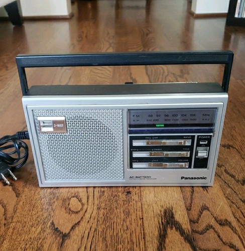 Panasonic radio 559 ac - radio, rf-559