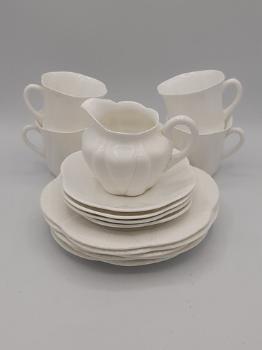 Vintage shelley dainty white - vintage,