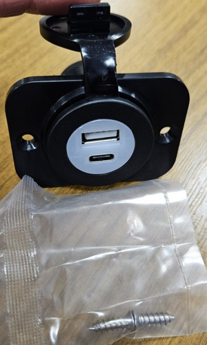 Outlet socket usb - usb, uk