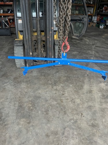 Man kerb lifter - man, with