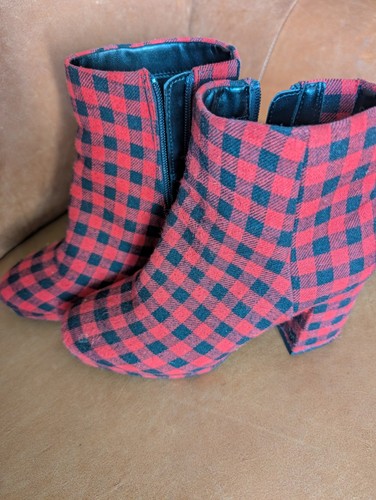 Unusual style red - style,