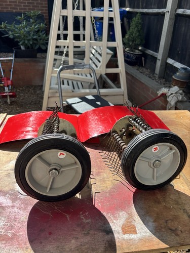 Mantis tiller scarifier - mantis,