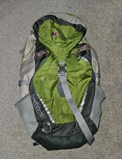 Berghaus Freeflow Rucksack 25+5 Litres with Ventilating Back System (Green/Grey)