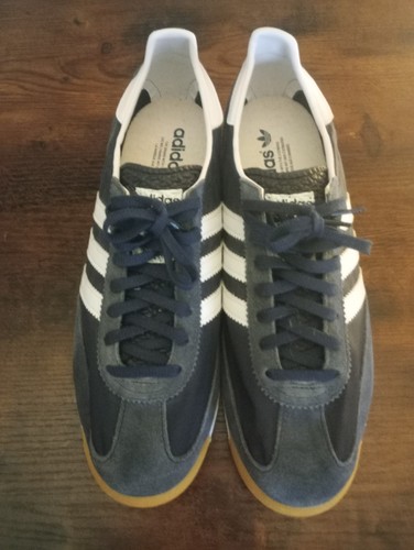 Adidas size uk - 72,