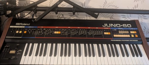 Roland juno synthesiser - juno,