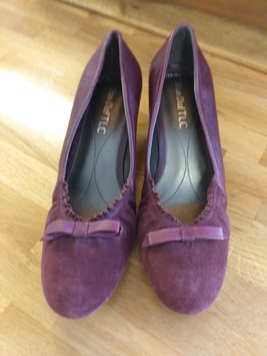 Bnwob ladies suede - bnwob,