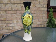MOORCROFT POTTERY . RHS